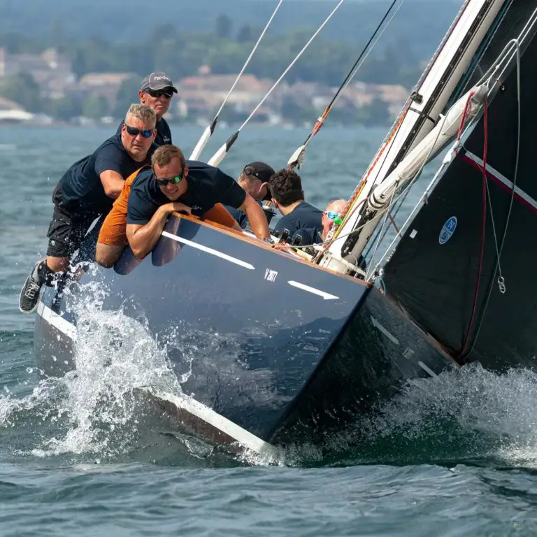 8mR_Worlds_Geneva_by_James_Robinson_Taylor_15_768x768_1406858167.webp