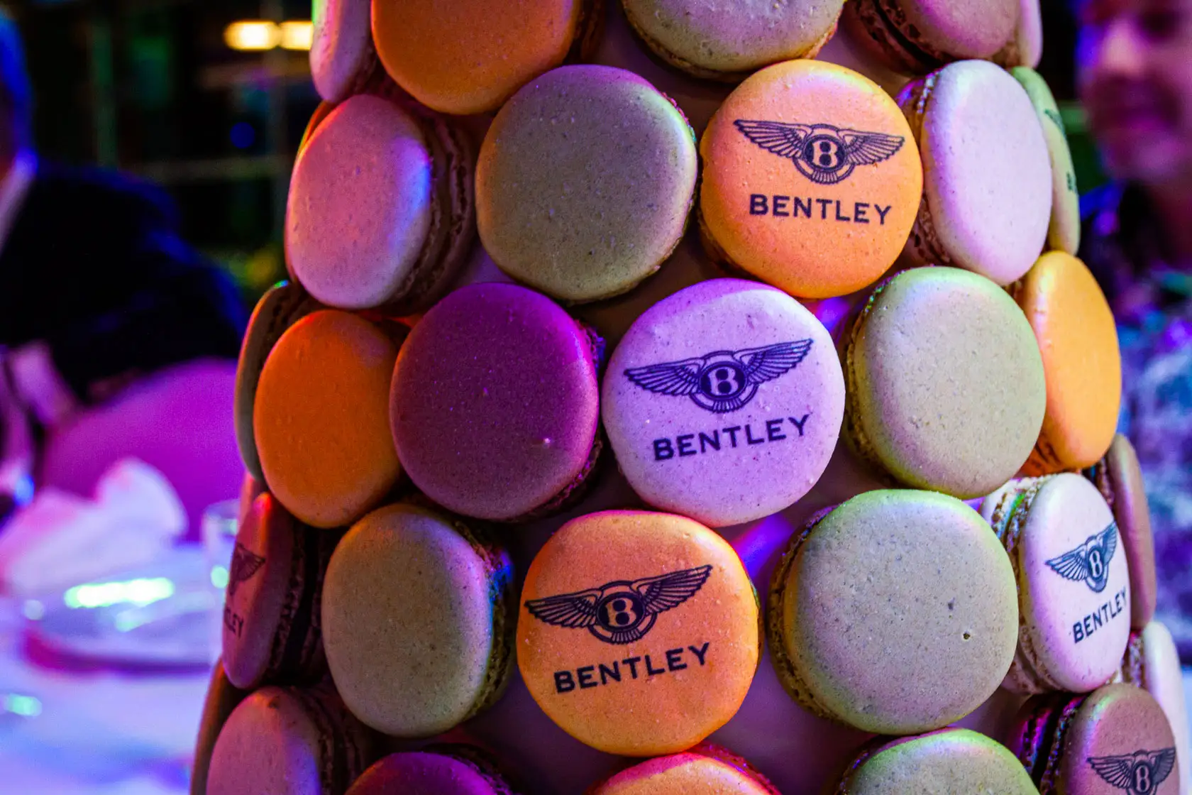 Macarons Ladurée Bentley Genève à la soirée de Noël 2019