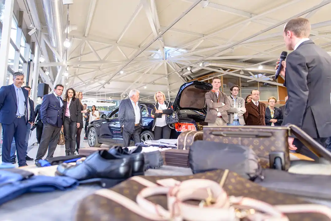 Présentation Louis Vuitton à la Soirée d'inauguration Bentley Genève 2016